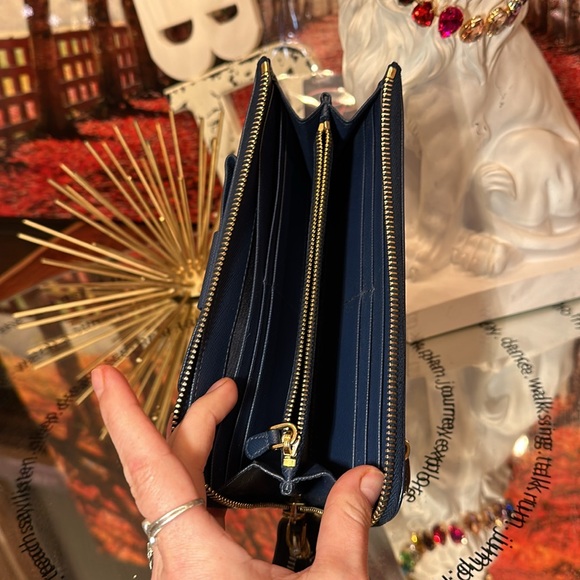 Prada long body blue bow walllet.  EUC. - Picture 6 of 11